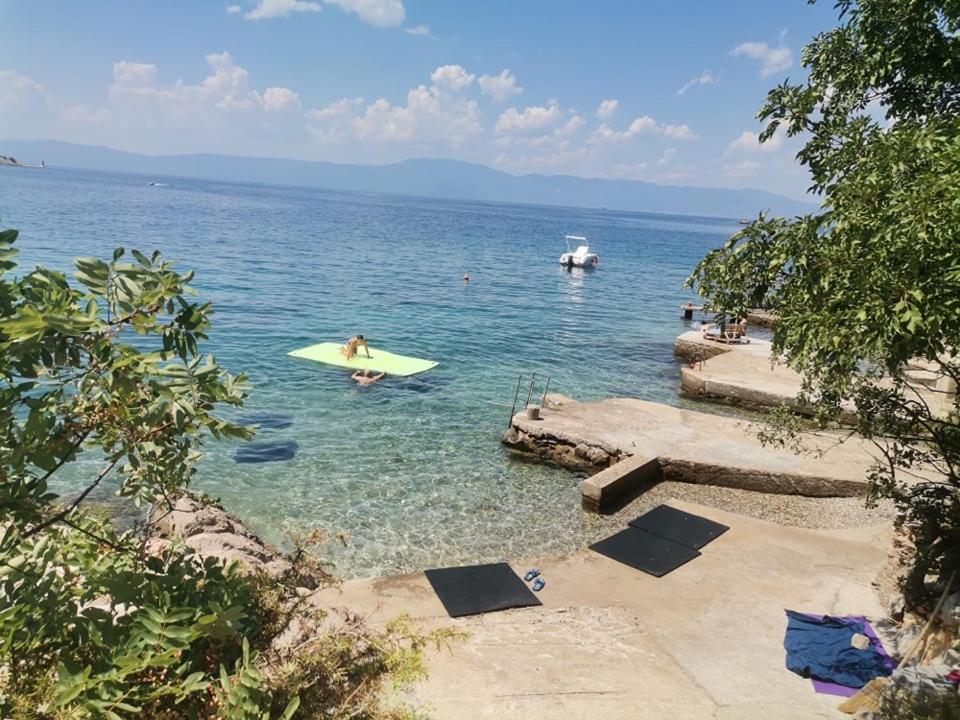 Apartmani Omišalj Zewnętrze zdjęcie