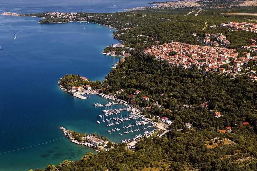Apartmani Omišalj Zewnętrze zdjęcie