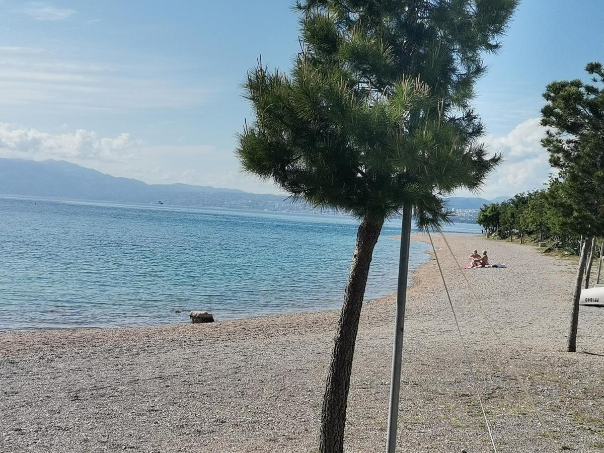 Apartmani Omišalj Zewnętrze zdjęcie