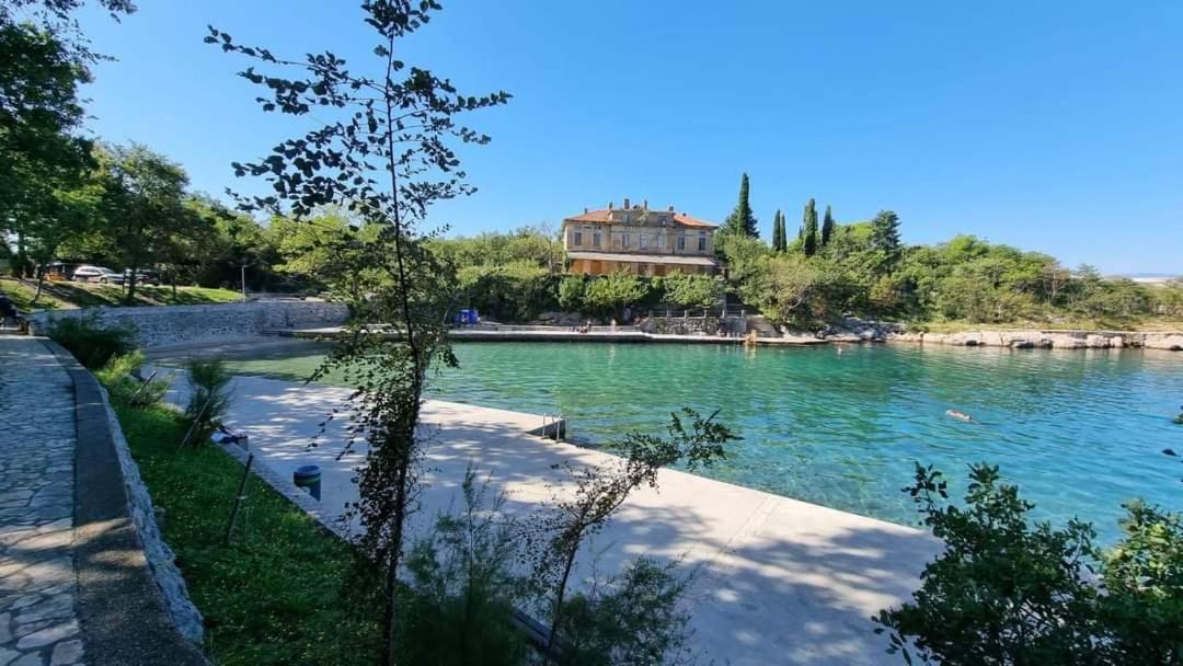 Apartmani Omišalj Zewnętrze zdjęcie